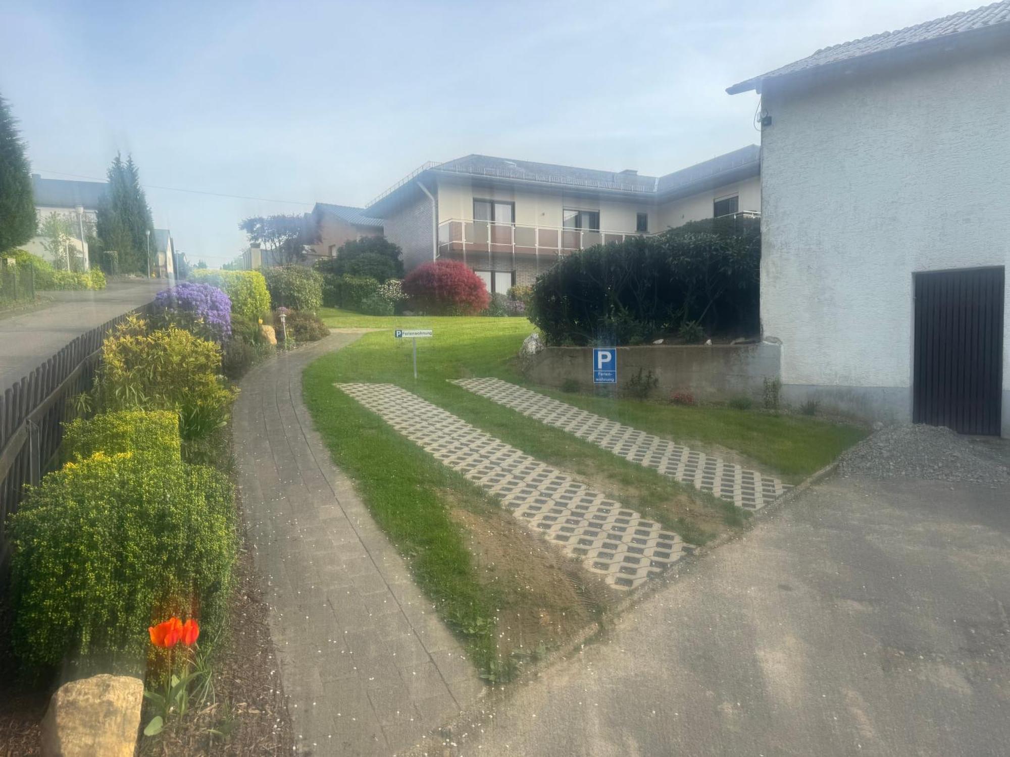 Ferienwohnungjahrsfeld Strassenhaus Exterior foto